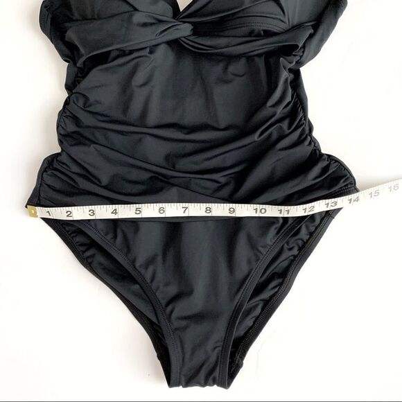 LA BLANCA Island Goddess One Piece Swimsuit! - Picture 5 of 6